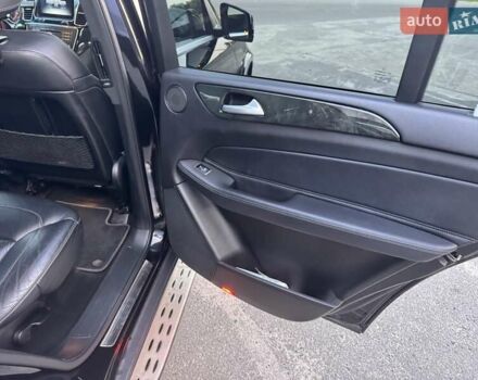 Черный Мерседес ГЛС-Класс, объемом двигателя 2.99 л и пробегом 267 тыс. км за 45500 $, фото 28 на Automoto.ua