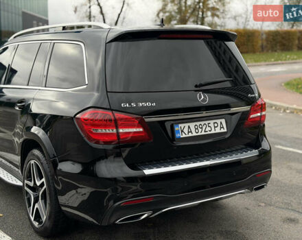 Мерседес ГЛС-Класс 2017 в Киеве на Automoto.ua Черный Мерседес ГЛС-Класс, объемом двигателя 2.99 л и пробегом 195 тыс. км за 34500 $, фото 10 на Automoto.ua
