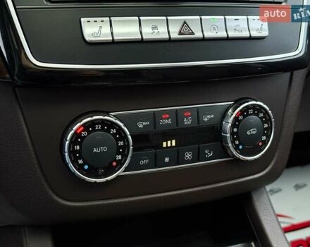 Чорний Мерседес ГЛС-Класс, об'ємом двигуна 3 л та пробігом 213 тис. км за 40999 $, фото 48 на Automoto.ua