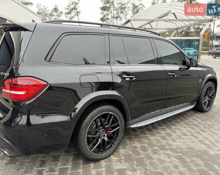 Черный Мерседес ГЛС-Класс, объемом двигателя 5.46 л и пробегом 117 тыс. км за 51555 $, фото 5 на Automoto.ua