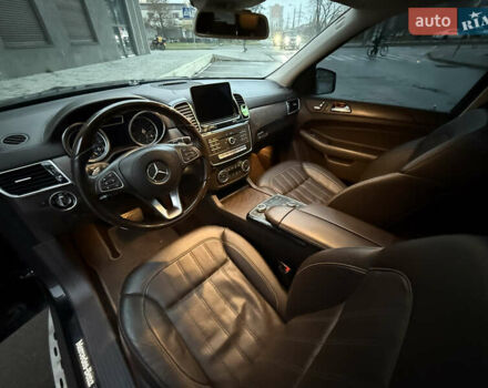Чорний Мерседес ГЛС-Класс, об'ємом двигуна 2.99 л та пробігом 105 тис. км за 50000 $, фото 10 на Automoto.ua