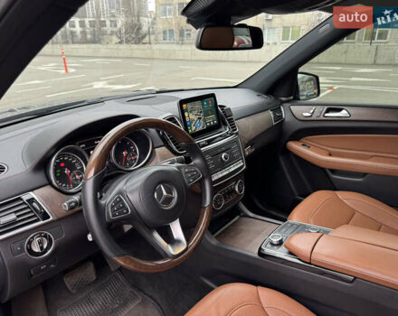 Черный Мерседес ГЛС-Класс, объемом двигателя 2.99 л и пробегом 131 тыс. км за 49500 $, фото 3 на Automoto.ua