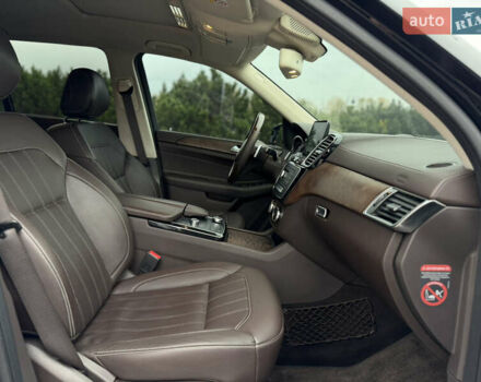 Мерседес ГЛС-Класс 2017 в Киеве на Automoto.ua Черный Мерседес ГЛС-Класс, объемом двигателя 2.99 л и пробегом 195 тыс. км за 34500 $, фото 17 на Automoto.ua