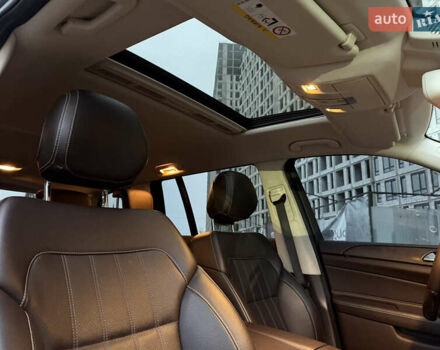 Чорний Мерседес ГЛС-Класс, об'ємом двигуна 2.99 л та пробігом 105 тис. км за 50000 $, фото 27 на Automoto.ua