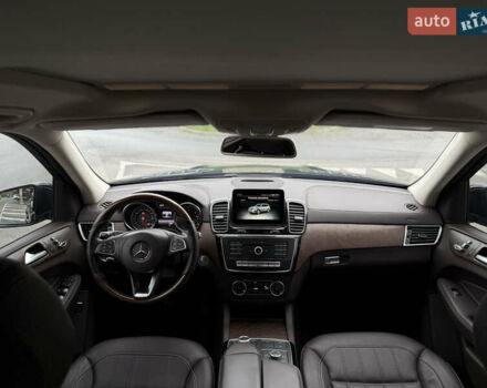 Мерседес ГЛС-Класс 2017 в Киеве на Automoto.ua Черный Мерседес ГЛС-Класс, объемом двигателя 2.99 л и пробегом 195 тыс. км за 34500 $, фото 19 на Automoto.ua