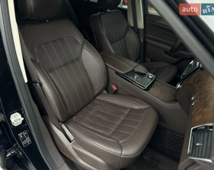 Мерседес ГЛС-Класс 2017 в Киеве на Automoto.ua Черный Мерседес ГЛС-Класс, объемом двигателя 2.99 л и пробегом 195 тыс. км за 34500 $, фото 16 на Automoto.ua