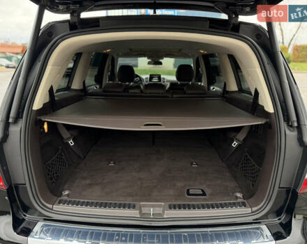 Мерседес ГЛС-Класс 2017 в Киеве на Automoto.ua Черный Мерседес ГЛС-Класс, объемом двигателя 2.99 л и пробегом 195 тыс. км за 34500 $, фото 27 на Automoto.ua