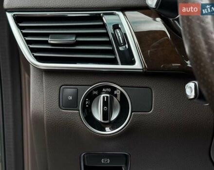 Чорний Мерседес ГЛС-Класс, об'ємом двигуна 3 л та пробігом 213 тис. км за 40999 $, фото 40 на Automoto.ua