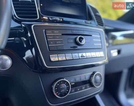 Черный Мерседес ГЛС-Класс, объемом двигателя 2.99 л и пробегом 138 тыс. км за 51800 $, фото 19 на Automoto.ua