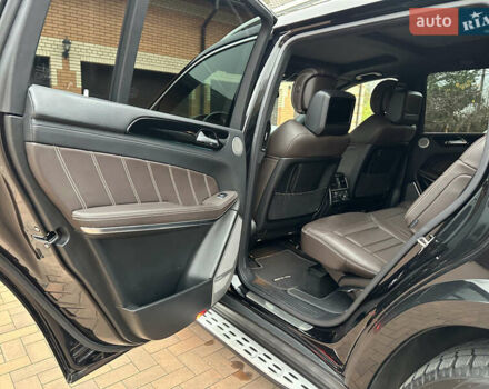 Черный Мерседес ГЛС-Класс, объемом двигателя 5.46 л и пробегом 116 тыс. км за 60000 $, фото 20 на Automoto.ua