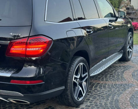 Мерседес ГЛС-Класс 2018 у Львові на Automoto.ua Чорний Мерседес ГЛС-Класс, об'ємом двигуна 3 л та пробігом 150 тис. км за 39500 $, фото 1 на Automoto.ua