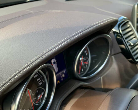 Мерседес ГЛС-Класс 2018 у Києві на Automoto.ua Чорний Мерседес ГЛС-Класс, об'ємом двигуна 2.99 л та пробігом 53 тис. км за 55000 $, фото 18 на Automoto.ua