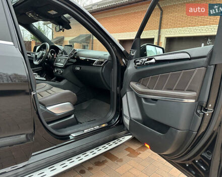Черный Мерседес ГЛС-Класс, объемом двигателя 5.46 л и пробегом 116 тыс. км за 60000 $, фото 28 на Automoto.ua