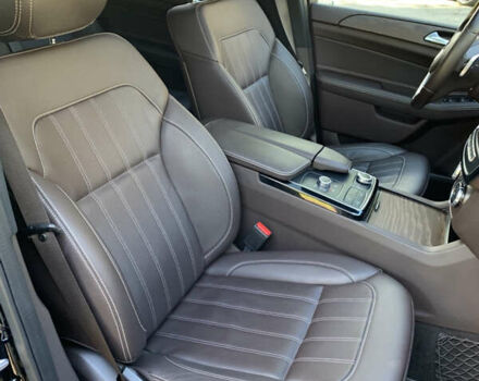 Мерседес ГЛС-Класс 2018 у Києві на Automoto.ua Чорний Мерседес ГЛС-Класс, об'ємом двигуна 2.99 л та пробігом 53 тис. км за 55000 $, фото 21 на Automoto.ua