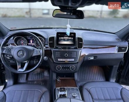 Черный Мерседес ГЛС-Класс, объемом двигателя 3 л и пробегом 123 тыс. км за 30999 $, фото 101 на Automoto.ua