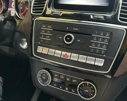 Черный Мерседес ГЛС-Класс, объемом двигателя 2.99 л и пробегом 175 тыс. км за 50500 $, фото 33 на Automoto.ua