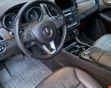Черный Мерседес ГЛС-Класс, объемом двигателя 2.99 л и пробегом 53 тыс. км за 52900 $, фото 4 на Automoto.ua