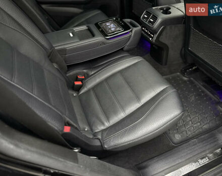 Черный Мерседес ГЛС-Класс, объемом двигателя 2.93 л и пробегом 126 тыс. км за 89900 $, фото 86 на Automoto.ua