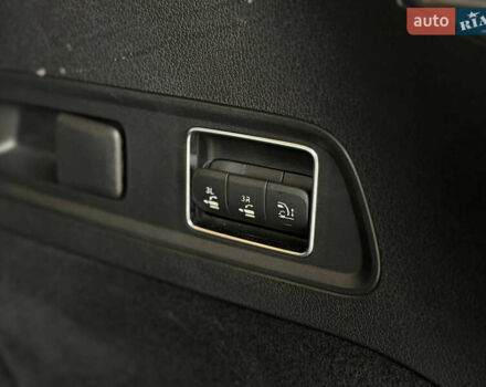 Чорний Мерседес ГЛС-Класс, об'ємом двигуна 3.98 л та пробігом 91 тис. км за 96900 $, фото 9 на Automoto.ua