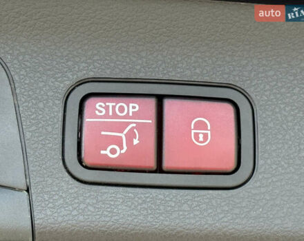 Черный Мерседес ГЛС-Класс, объемом двигателя 3 л и пробегом 210 тыс. км за 72000 $, фото 20 на Automoto.ua