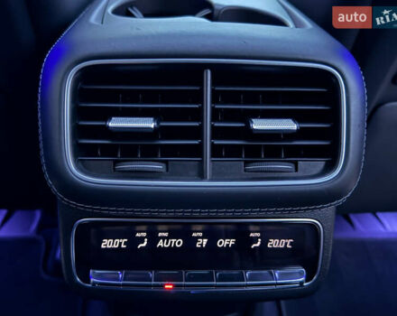 Черный Мерседес ГЛС-Класс, объемом двигателя 3.98 л и пробегом 131 тыс. км за 109000 $, фото 67 на Automoto.ua