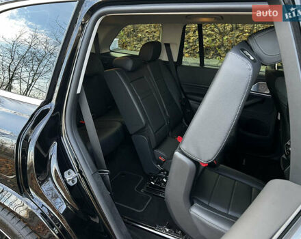 Черный Мерседес ГЛС-Класс, объемом двигателя 2.93 л и пробегом 48 тыс. км за 85900 $, фото 28 на Automoto.ua