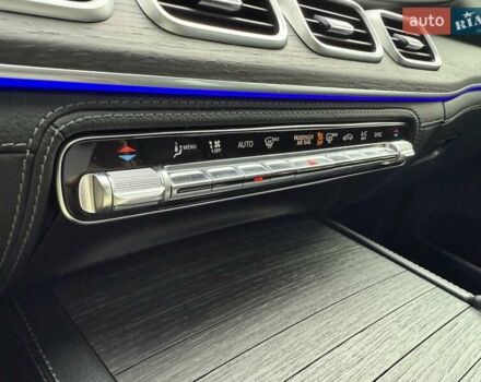 Черный Мерседес ГЛС-Класс, объемом двигателя 3 л и пробегом 101 тыс. км за 88222 $, фото 92 на Automoto.ua