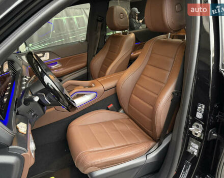 Черный Мерседес ГЛС-Класс, объемом двигателя 2.99 л и пробегом 28 тыс. км за 135000 $, фото 49 на Automoto.ua