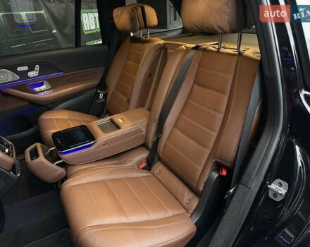 Черный Мерседес ГЛС-Класс, объемом двигателя 2.99 л и пробегом 28 тыс. км за 135000 $, фото 62 на Automoto.ua