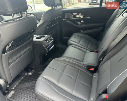 Черный Мерседес ГЛС-Класс, объемом двигателя 2.99 л и пробегом 49 тыс. км за 135000 $, фото 2 на Automoto.ua