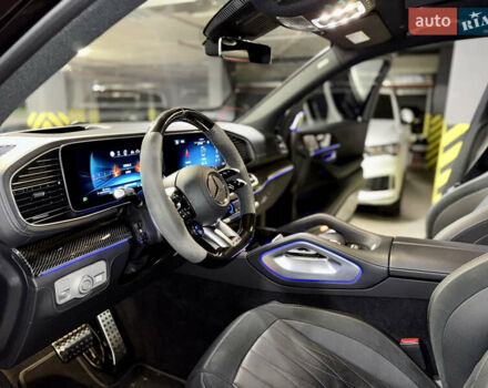 Мерседес ГЛС-Класс 2024 в Киеве на Automoto.ua Черный Мерседес ГЛС-Класс, объемом двигателя 4 л и пробегом 14 тыс. км за 219900 $, фото 18 на Automoto.ua