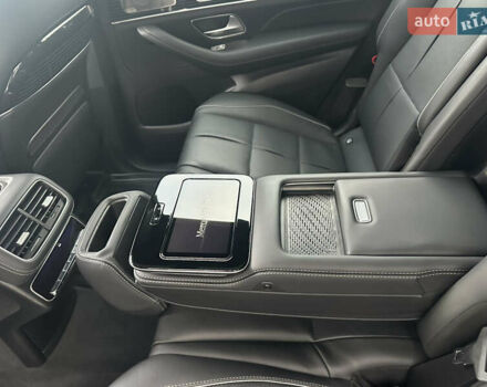 Черный Мерседес ГЛС-Класс, объемом двигателя 2.99 л и пробегом 49 тыс. км за 135000 $, фото 5 на Automoto.ua