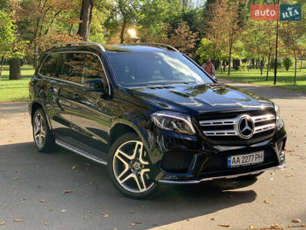 Мерседес ГЛС-Класс 2018 у Києві на Automoto.ua Чорний Мерседес ГЛС-Класс, об'ємом двигуна 2.99 л та пробігом 53 тис. км за 55000 $, фото 1 на Automoto.ua