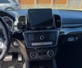 Серый Мерседес ГЛС-Класс, объемом двигателя 2.99 л и пробегом 227 тыс. км за 49999 $, фото 16 на Automoto.ua