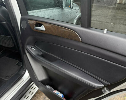 Сірий Мерседес ГЛС-Класс, об'ємом двигуна 3 л та пробігом 175 тис. км за 24900 $, фото 11 на Automoto.ua