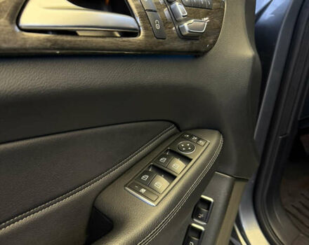 Сірий Мерседес ГЛС-Класс, об'ємом двигуна 3 л та пробігом 116 тис. км за 43999 $, фото 15 на Automoto.ua