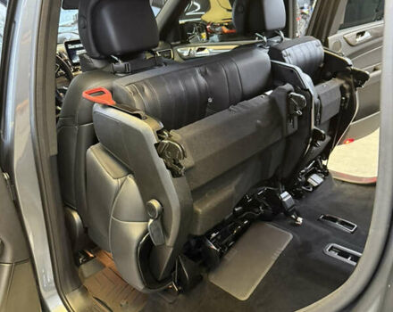 Сірий Мерседес ГЛС-Класс, об'ємом двигуна 3 л та пробігом 116 тис. км за 43999 $, фото 23 на Automoto.ua