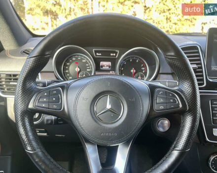 Сірий Мерседес ГЛС-Класс, об'ємом двигуна 3 л та пробігом 167 тис. км за 33777 $, фото 10 на Automoto.ua