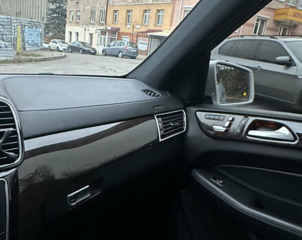 Сірий Мерседес ГЛС-Класс, об'ємом двигуна 3 л та пробігом 177 тис. км за 29900 $, фото 21 на Automoto.ua