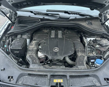 Сірий Мерседес ГЛС-Класс, об'ємом двигуна 3 л та пробігом 177 тис. км за 29900 $, фото 30 на Automoto.ua