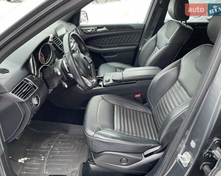 Серый Мерседес ГЛС-Класс, объемом двигателя 3 л и пробегом 39 тыс. км за 49000 $, фото 13 на Automoto.ua