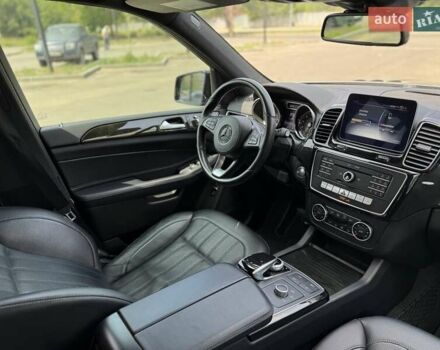 Серый Мерседес ГЛС-Класс, объемом двигателя 3 л и пробегом 91 тыс. км за 39000 $, фото 22 на Automoto.ua