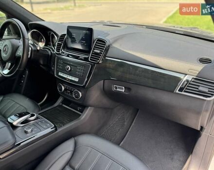 Серый Мерседес ГЛС-Класс, объемом двигателя 3 л и пробегом 91 тыс. км за 39000 $, фото 17 на Automoto.ua