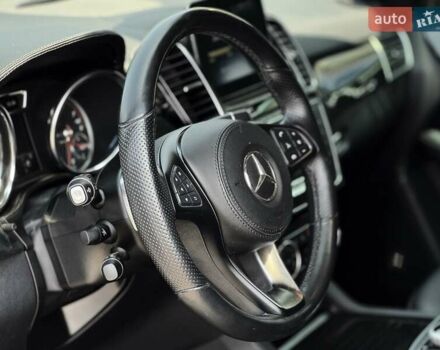 Серый Мерседес ГЛС-Класс, объемом двигателя 3 л и пробегом 91 тыс. км за 39000 $, фото 15 на Automoto.ua