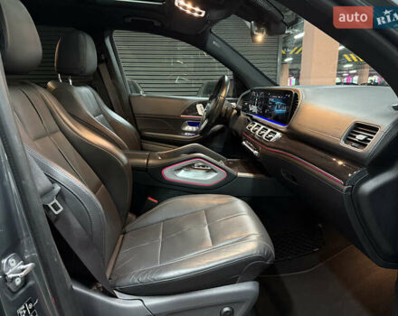 Серый Мерседес ГЛС-Класс, объемом двигателя 2.93 л и пробегом 104 тыс. км за 78500 $, фото 50 на Automoto.ua