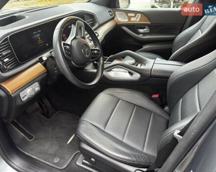 Серый Мерседес ГЛС-Класс, объемом двигателя 3 л и пробегом 77 тыс. км за 55555 $, фото 41 на Automoto.ua