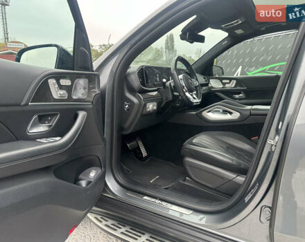Мерседес ГЛС-Класс 2020 в Киеве на Automoto.ua Серый Мерседес ГЛС-Класс, объемом двигателя 3.98 л и пробегом 42 тыс. км за 137000 $, фото 15 на Automoto.ua