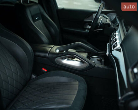 Серый Мерседес ГЛС-Класс, объемом двигателя 3.98 л и пробегом 42 тыс. км за 163000 $, фото 32 на Automoto.ua