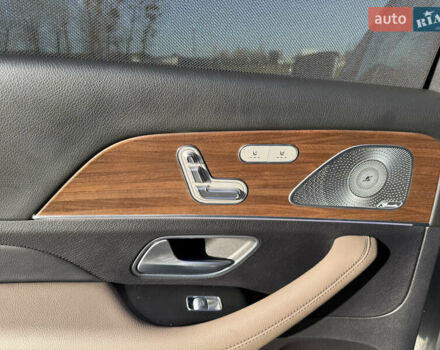 Мерседес ГЛС-Класс 2020 у Києві на Automoto.ua Сірий Мерседес ГЛС-Класс, об'ємом двигуна 3 л та пробігом 99 тис. км за 74500 $, фото 14 на Automoto.ua