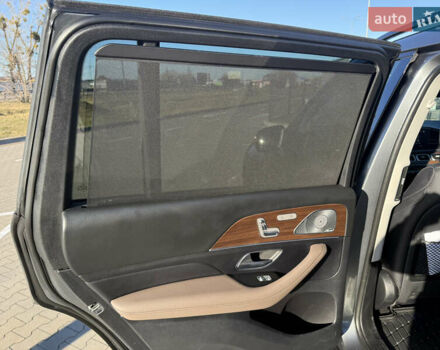 Мерседес ГЛС-Класс 2020 у Києві на Automoto.ua Сірий Мерседес ГЛС-Класс, об'ємом двигуна 3 л та пробігом 99 тис. км за 74500 $, фото 13 на Automoto.ua